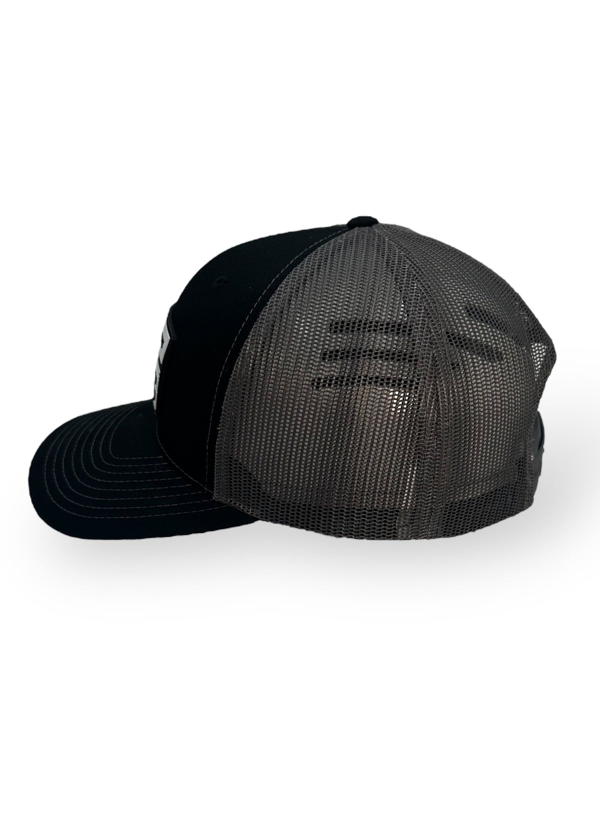 &quot;Hunt Adventr Co&quot; Black/Charcoal Grey Snapback Trucker