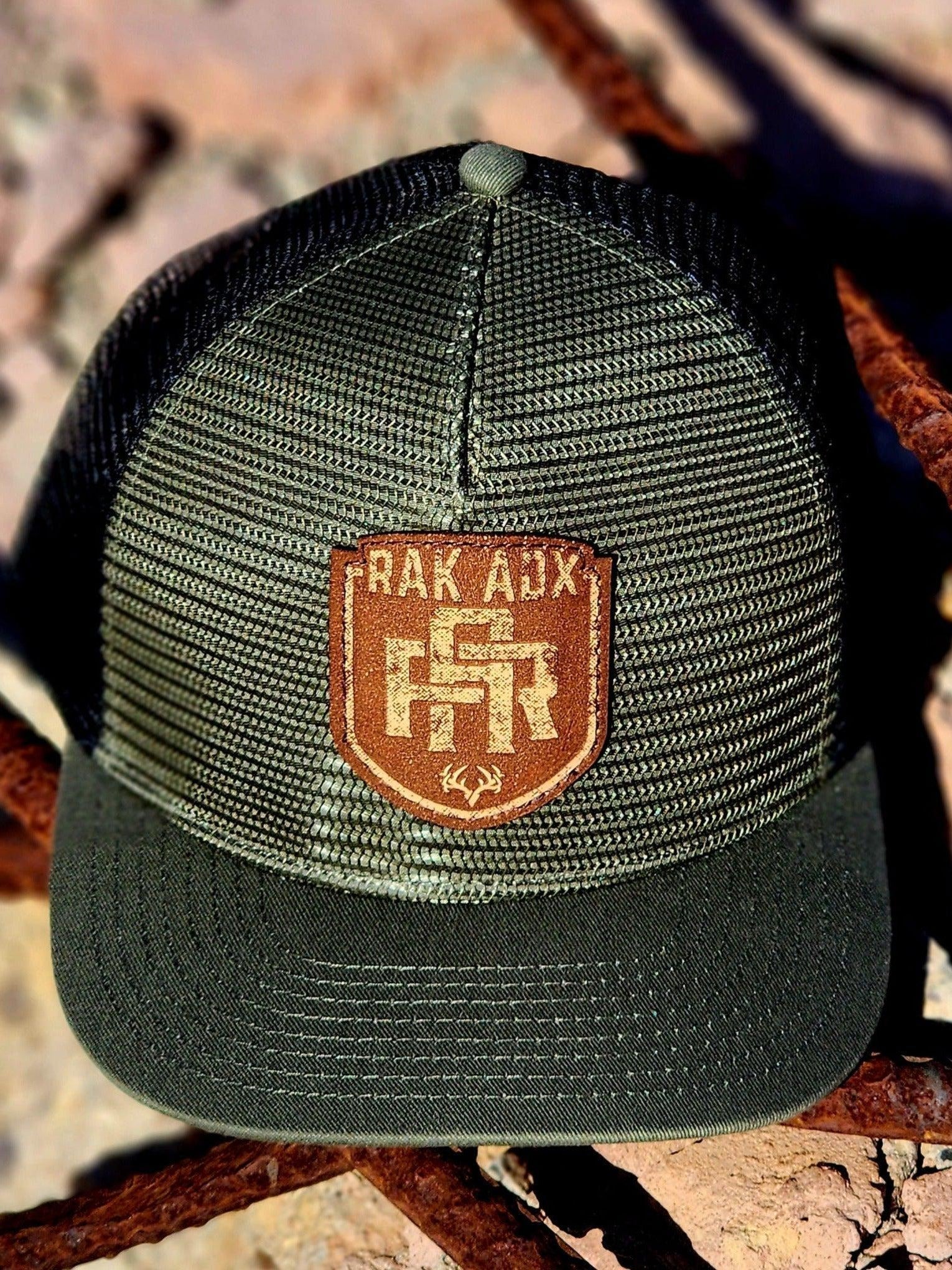 SPIKE HAT BOX - FREE SHIPPING